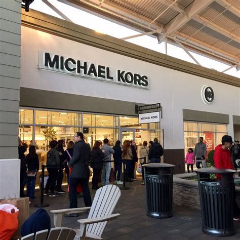 michael kors clothing outlet.